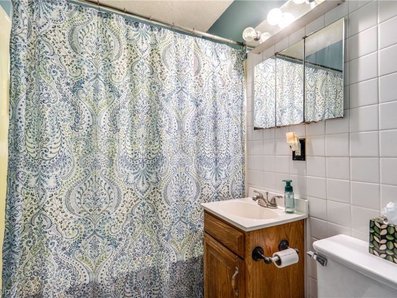 620 Woodside Drive, Kent, OH 44240 Photo 17
