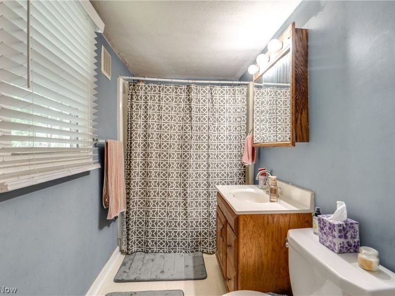 620 Woodside Drive, Kent, OH 44240 Photo 21