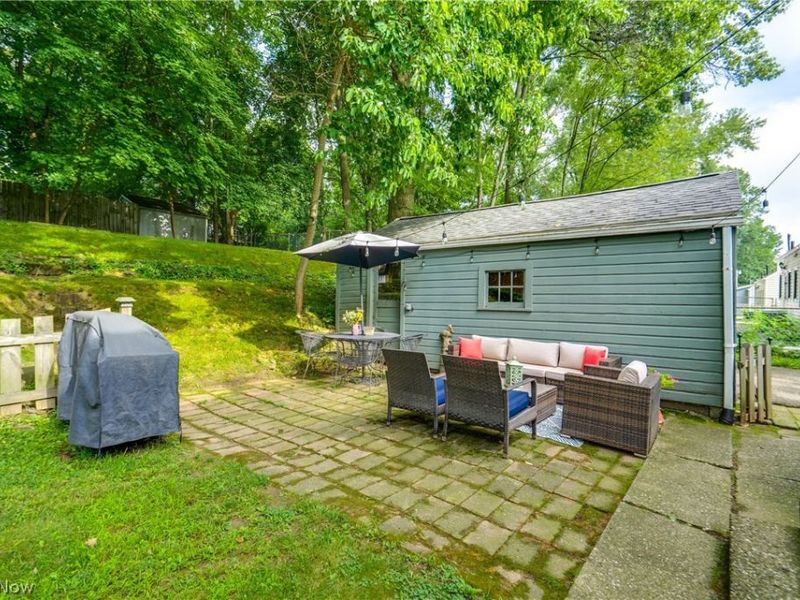 620 Woodside Drive, Kent, OH 44240 Photo 5