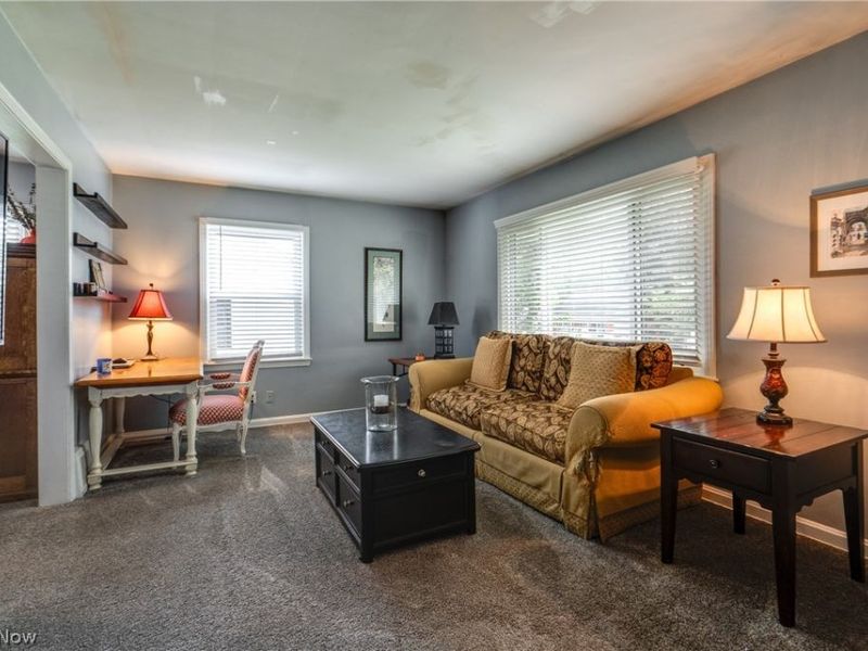 620 Woodside Drive, Kent, OH 44240 Photo 8