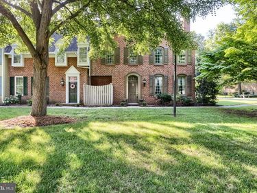 14 KENSINGTON SQUARE, MECHANICSBURG, PA 17050