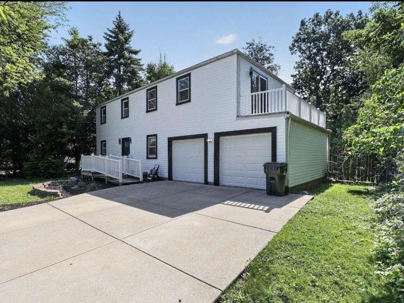 4 Owaissa Drive , Eastlake, OH 44095 Photo 2