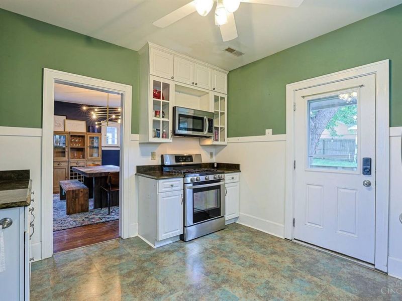 3631 Erie Avenue, Cincinnati, OH 45208 Photo 10