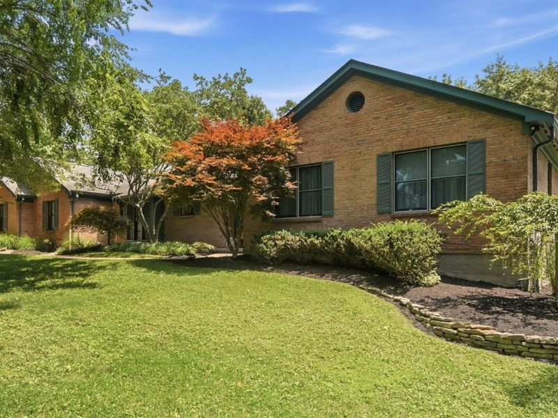 5355 Boomer Road, Green Township, OH 45247 Photo 2
