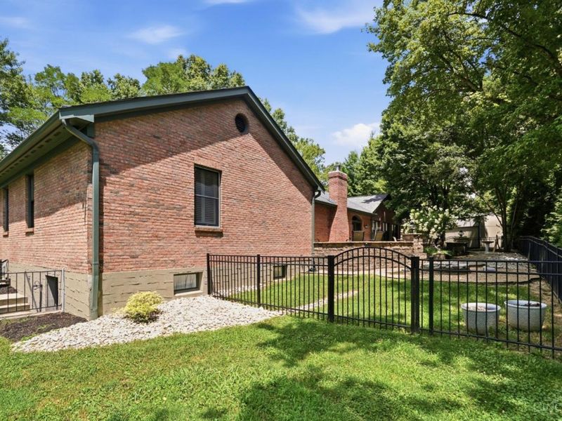 5355 Boomer Road, Green Township, OH 45247 Photo 48