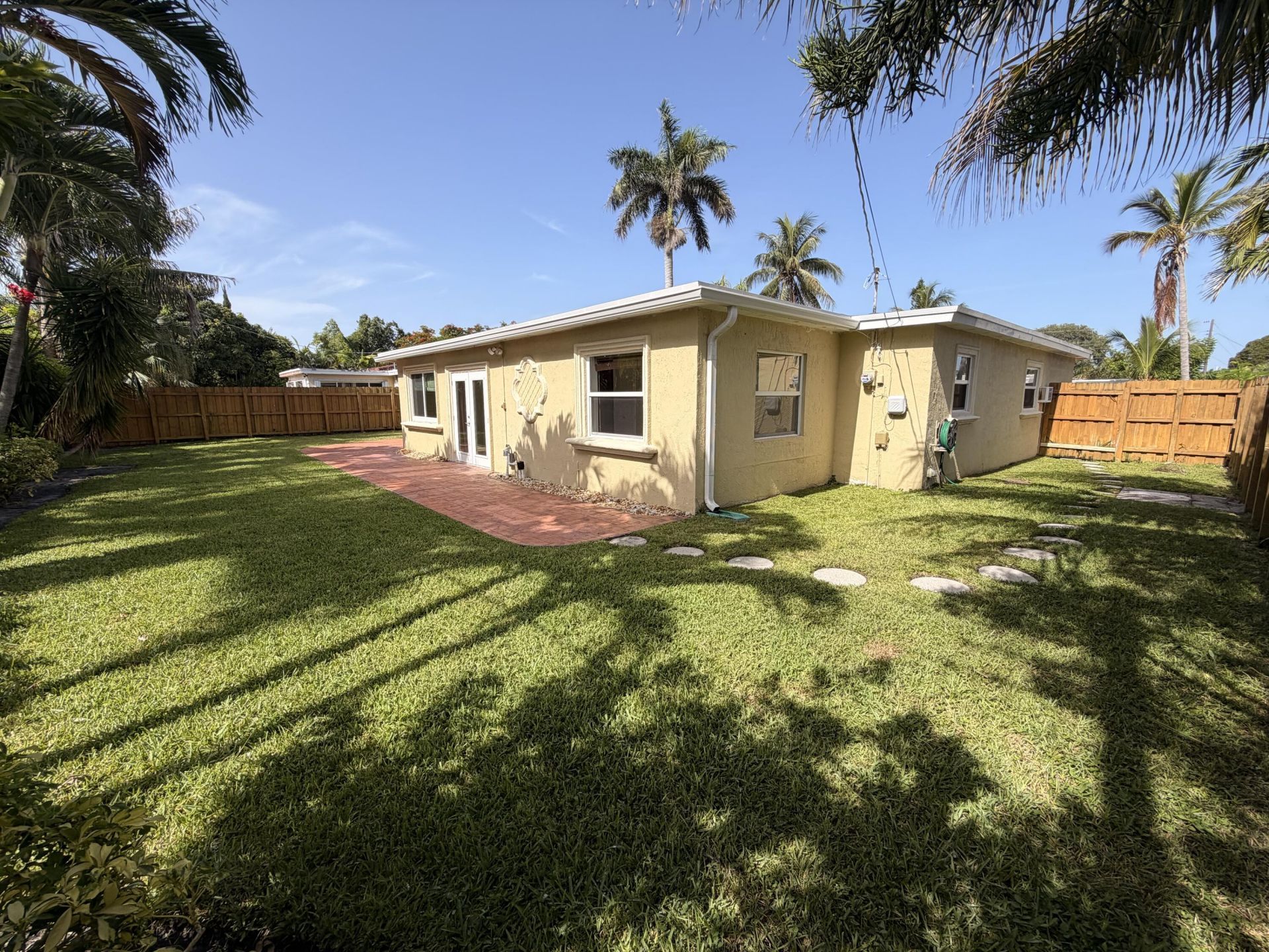 2250 NE 4th Court, Boca Raton, FL 33431 Photo