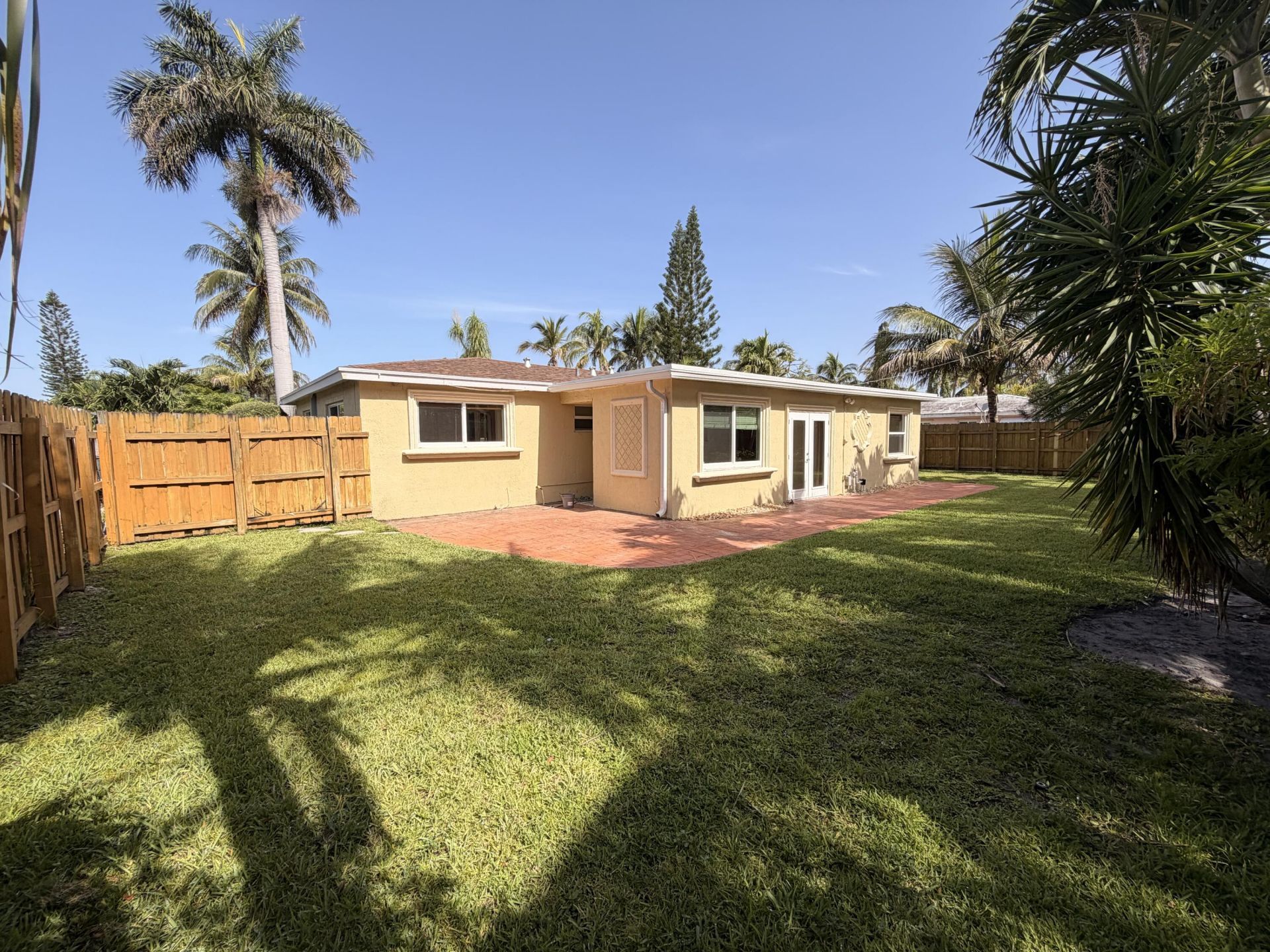 2250 NE 4th Court, Boca Raton, FL 33431 Photo