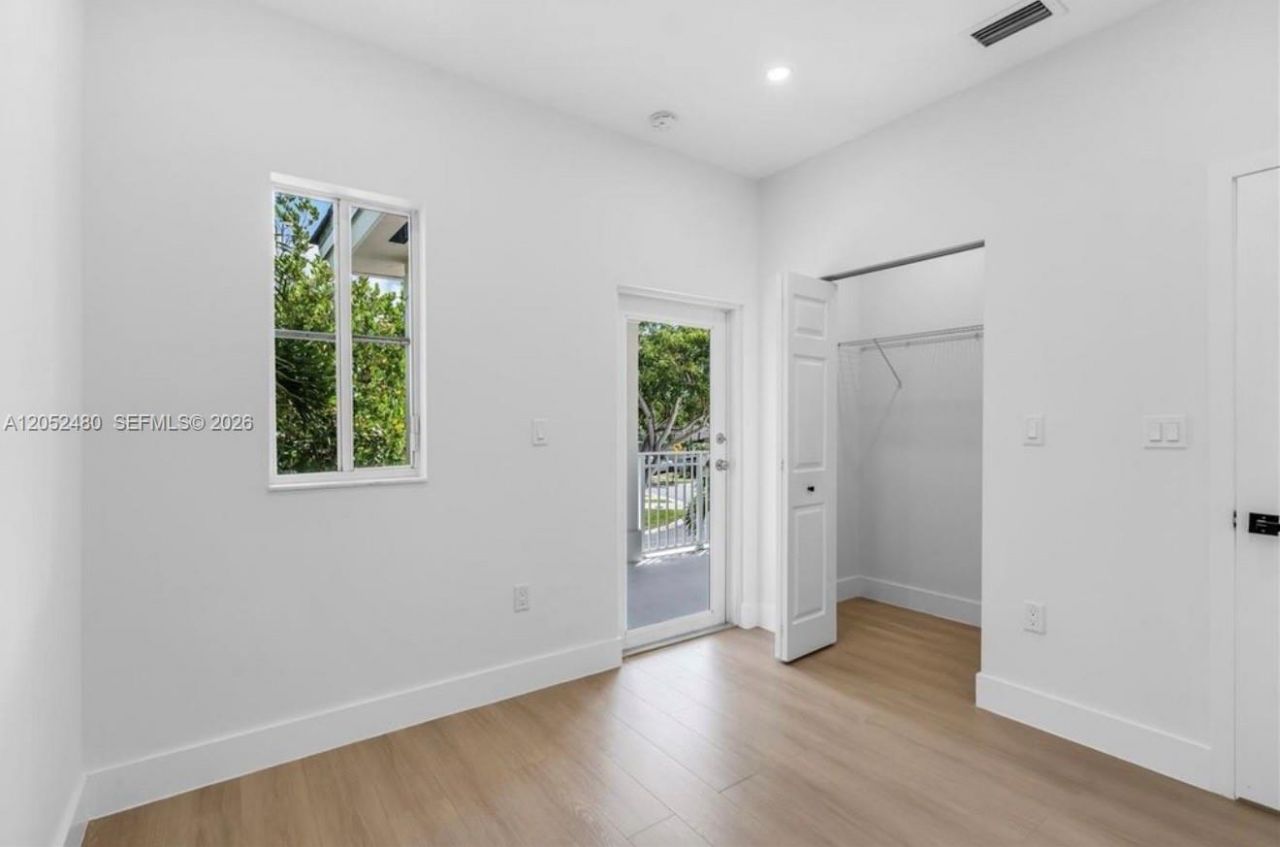 354 NE 35th Ave , Homestead, FL 33033 Photo