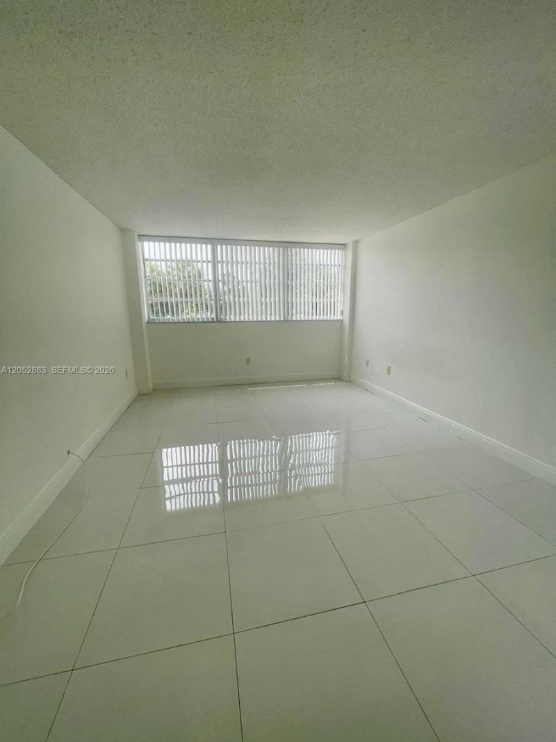 13155 Ixora Ct , Unit 201, North Miami, FL 33181 Photo
