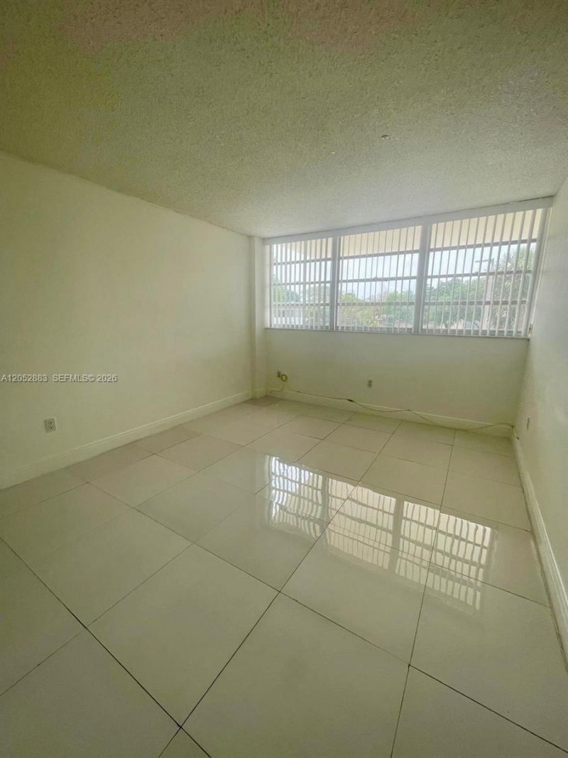13155 Ixora Ct , Unit 201, North Miami, FL 33181 Photo
