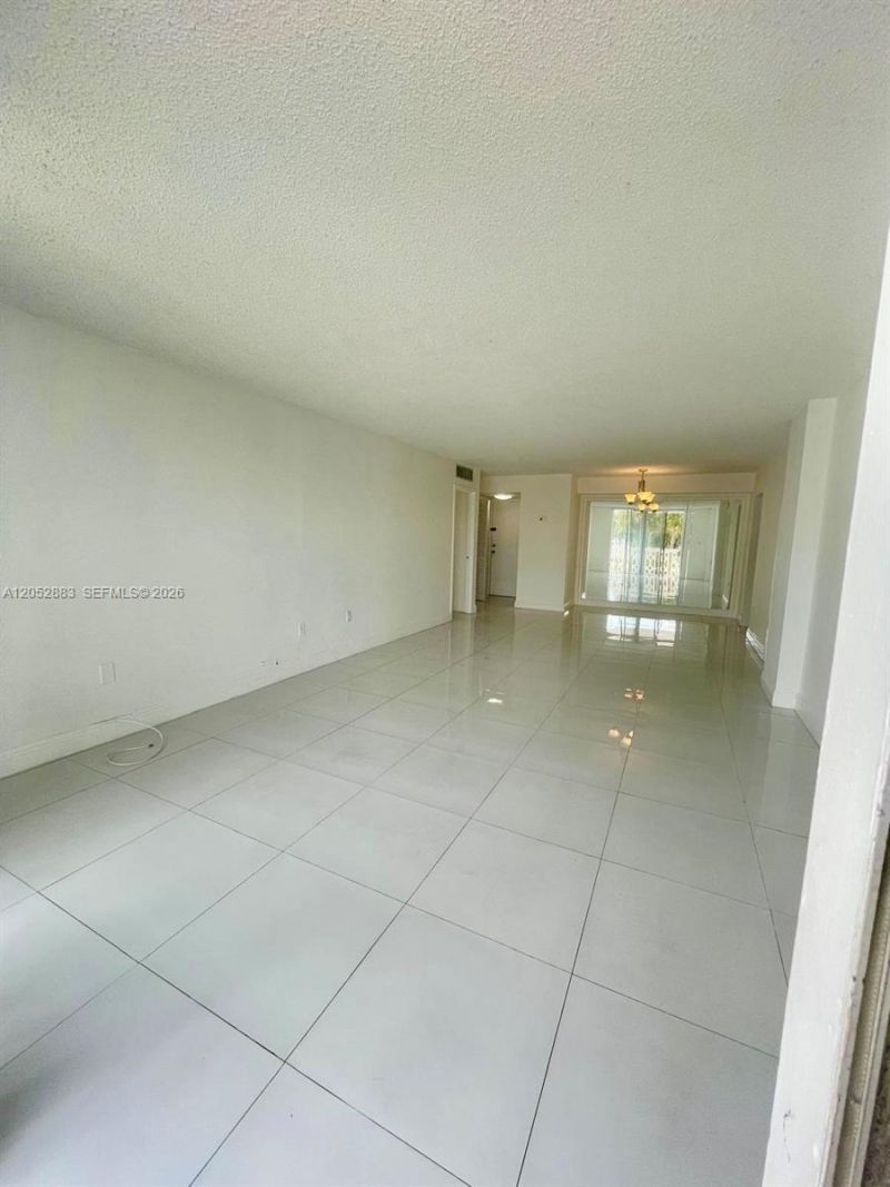 13155 Ixora Ct , Unit 201, North Miami, FL 33181 Photo