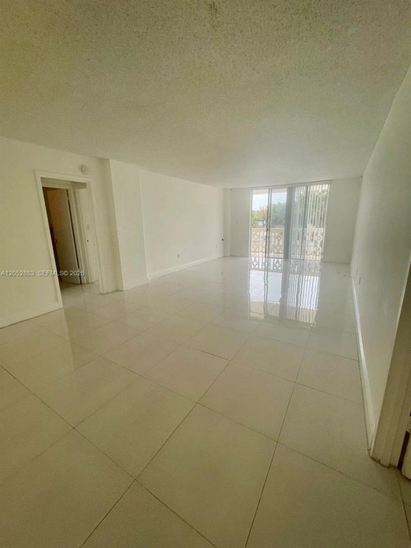 13155 Ixora Ct , Unit 201, North Miami, FL 33181 Photo