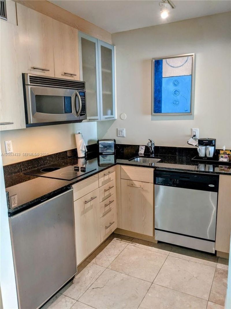2670 E Sunrise Blvd , Unit 523, Fort Lauderdale, FL 33304 Photo