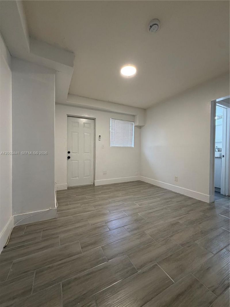 60 NW 71st St , Unit 6, Miami, FL 33150 Photo