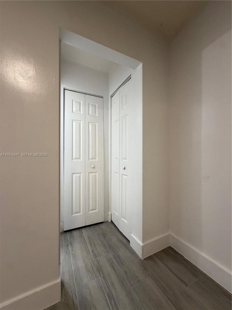 60 NW 71st St , Unit 6, Miami, FL 33150 Photo