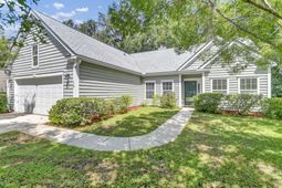 116 Carolinian Drive photo 4