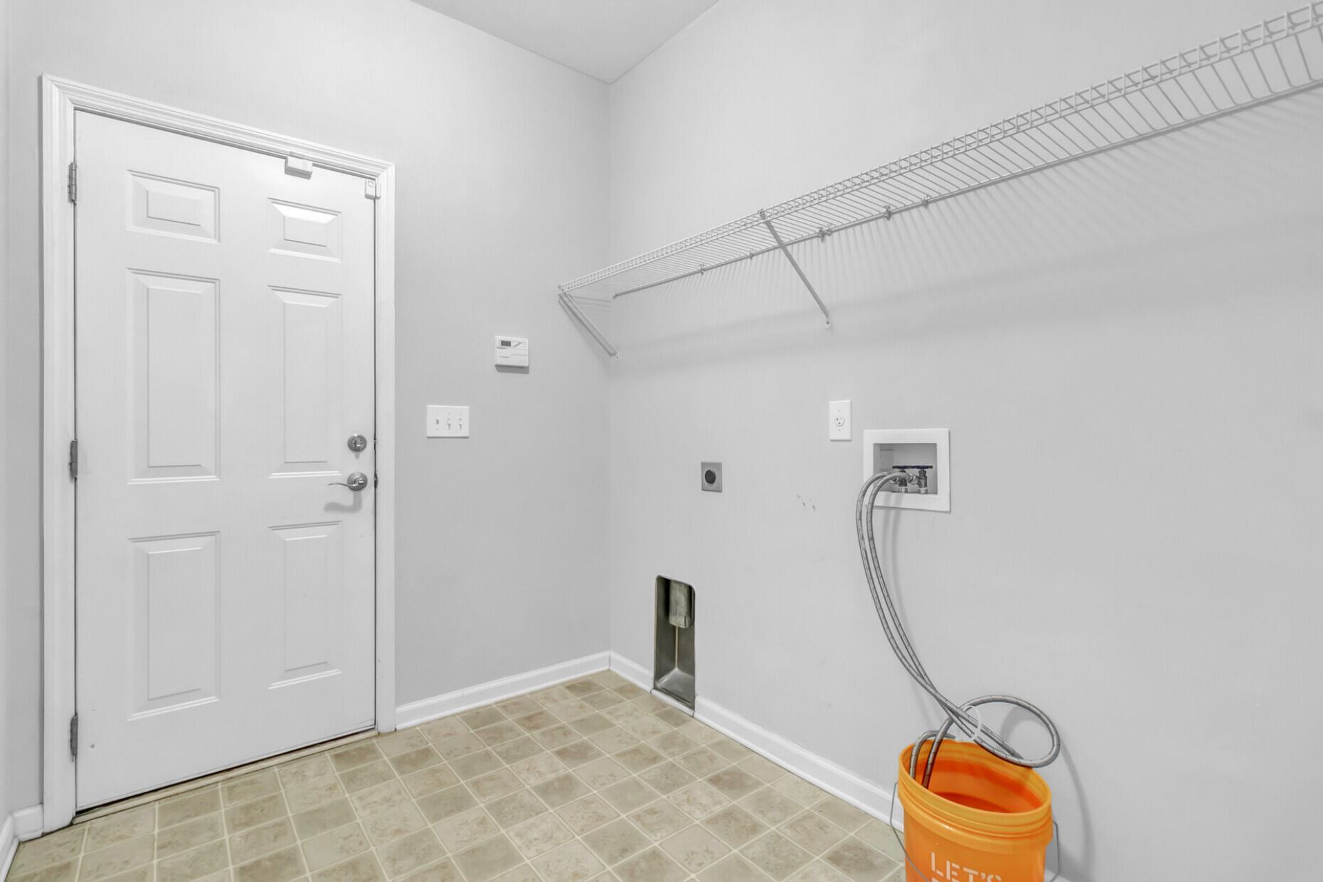 116 Carolinian Drive Photo 26