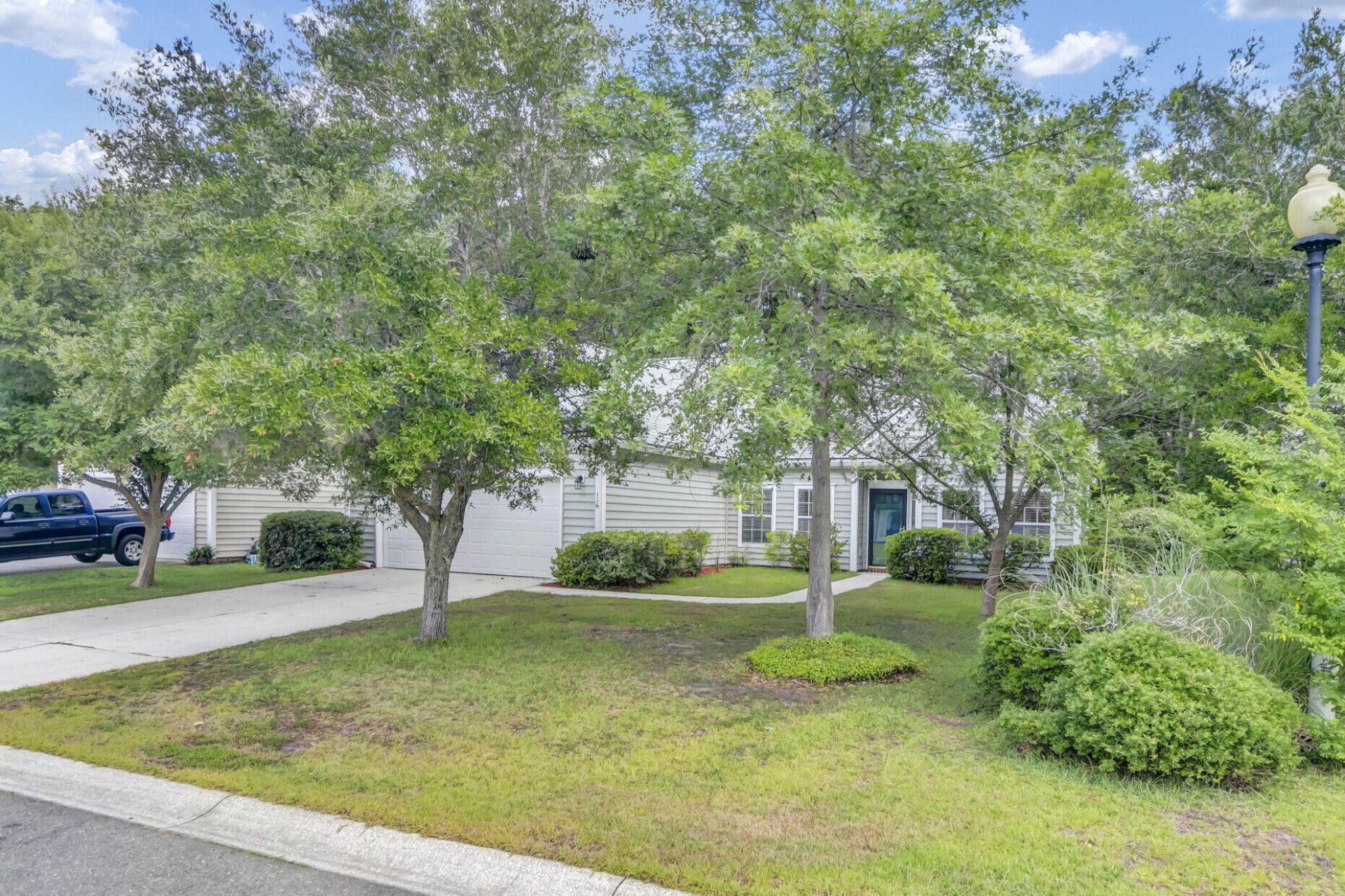 116 Carolinian Drive Photo 34