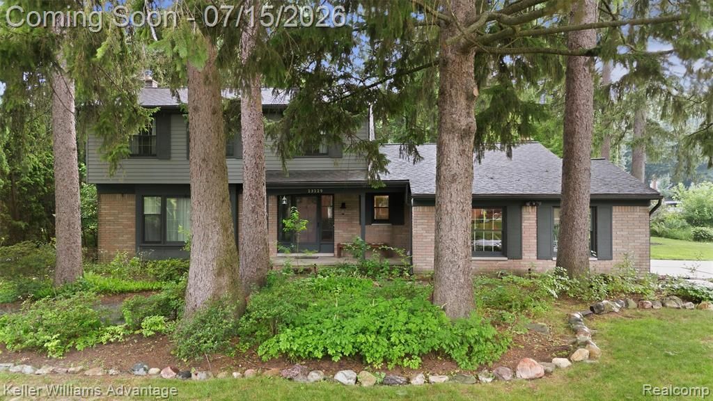 23229 Gilbar Street, Novi, MI 48375 Main Photo