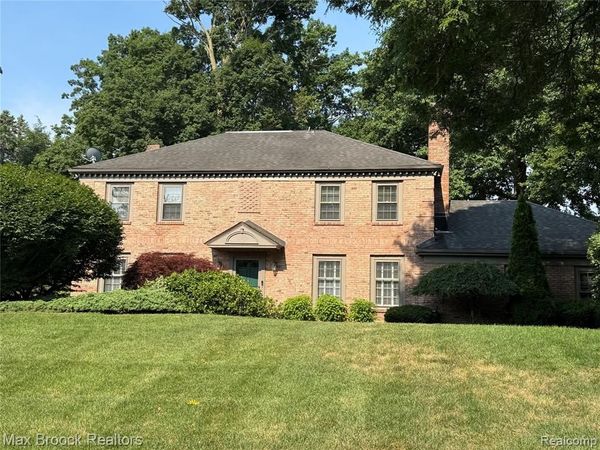 1273 Indian Mound W , Bloomfield Hills, MI 48301