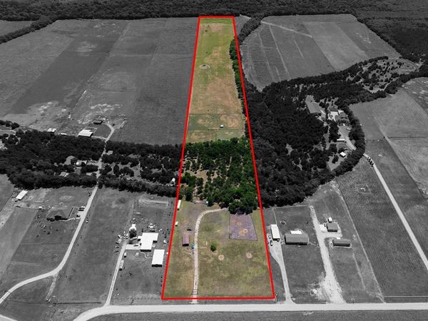 1843 County Road 2140 , Caddo Mills, TX 75135
