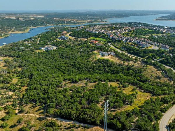 0004 Lakehurst RD, Spicewood, TX 78669