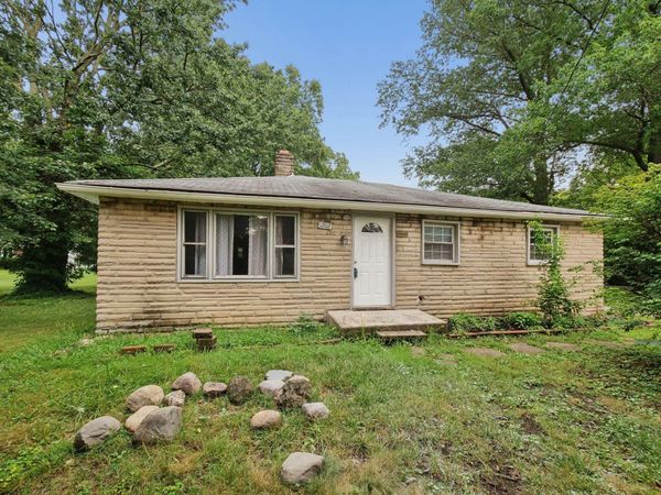 1202 E Walnut Street, Westerville, OH 43081
