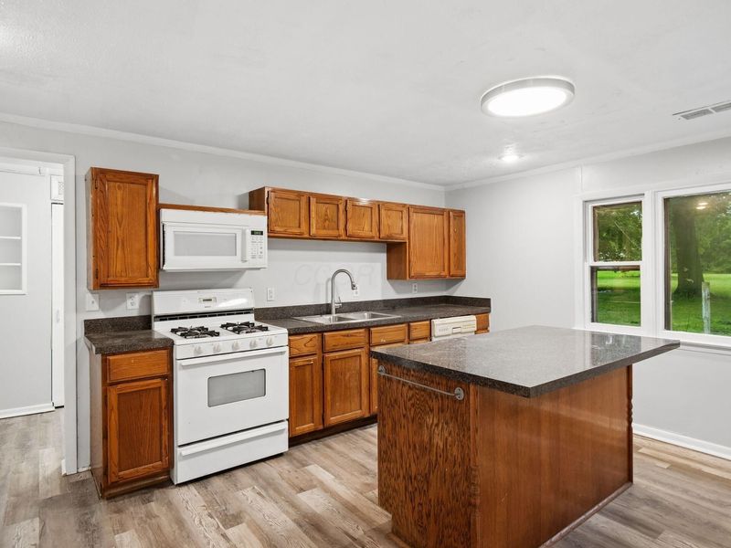 1202 E Walnut Street, Westerville, OH 43081 Photo 11