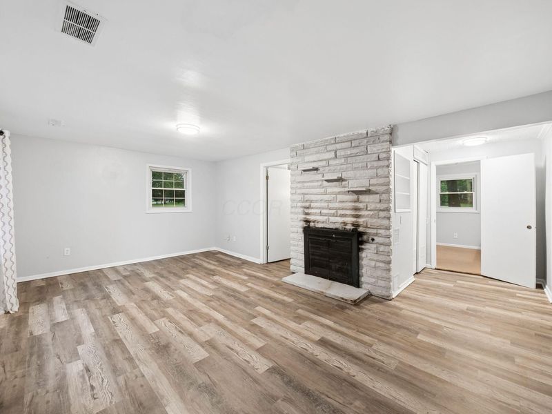 1202 E Walnut Street, Westerville, OH 43081 Photo 2