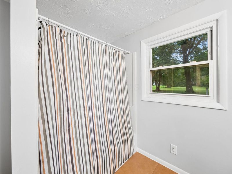 1202 E Walnut Street, Westerville, OH 43081 Photo 8