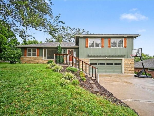 1606 NE 48th Terrace, Kansas City, MO 64118
