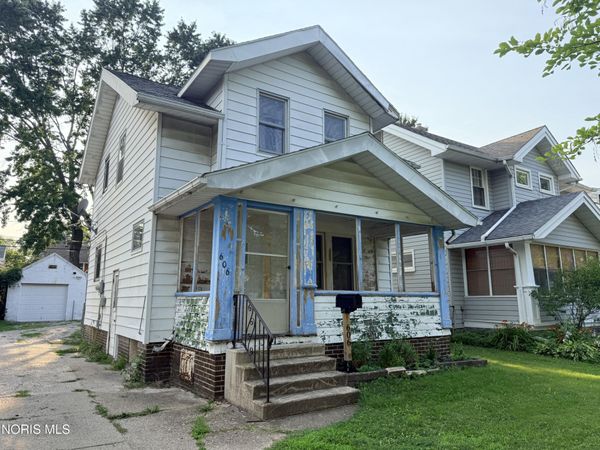 606 Colima Drive, Toledo, OH 43609