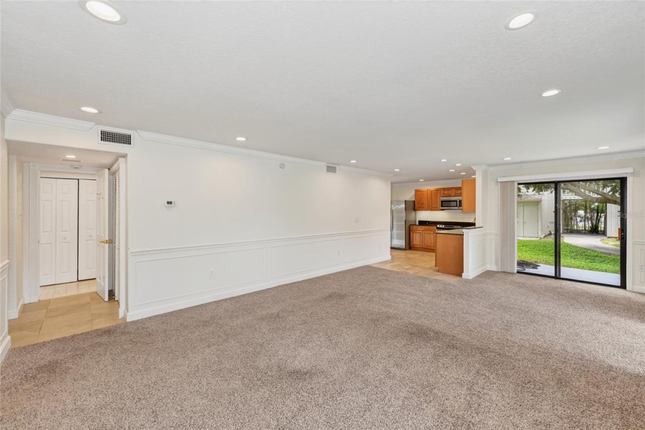 2220 Bahia Vista Street , Unit G4, Sarasota, FL 34239 Photo
