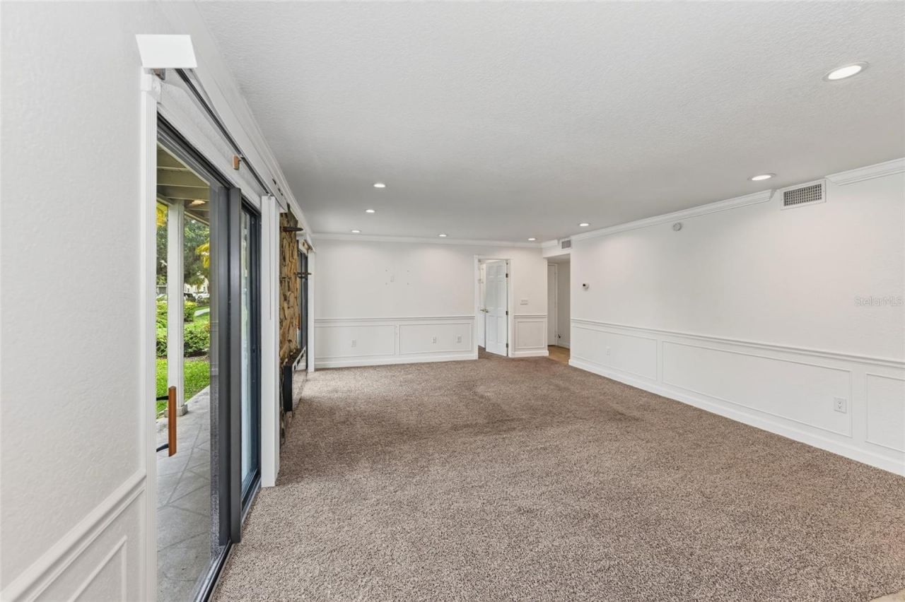 2220 Bahia Vista Street , Unit G4, Sarasota, FL 34239 Photo