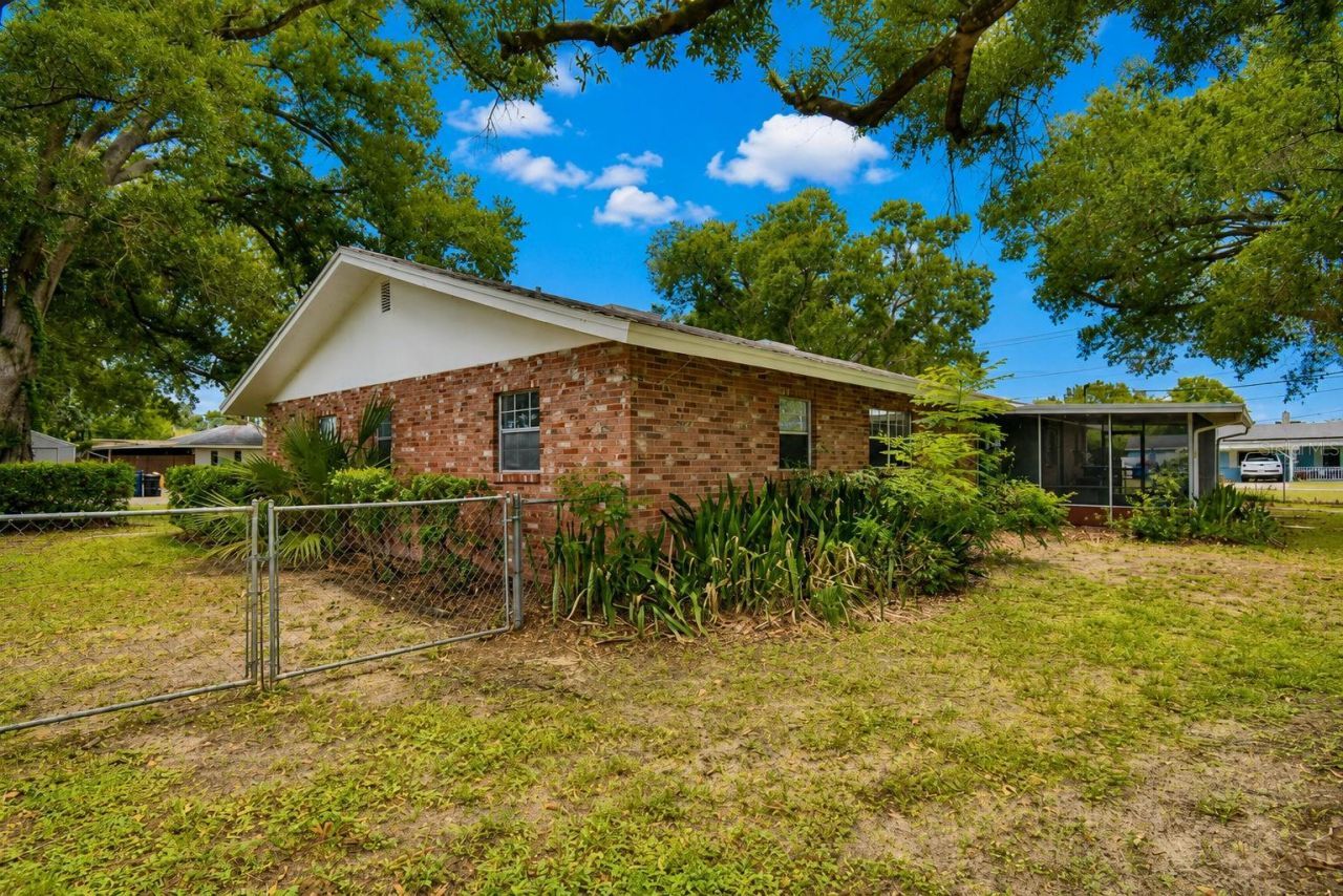 1212 Lynn Avenue, Auburndale, FL 33823 Photo