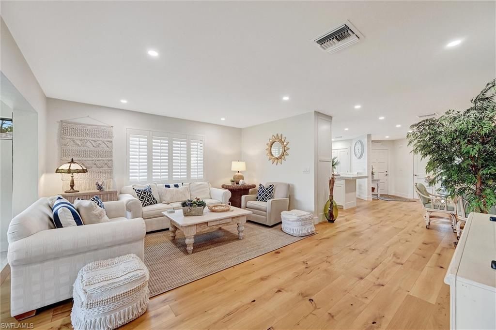 535 Augusta Blvd , Unit 4, Naples, FL 34113 Photo