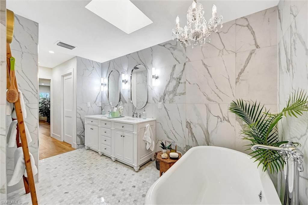 535 Augusta Blvd , Unit 4, Naples, FL 34113 Photo