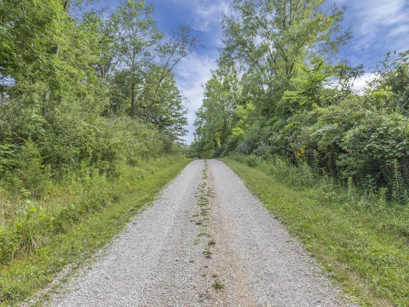 6455 London Groveport Road, Grove City, OH 43123 Photo 16