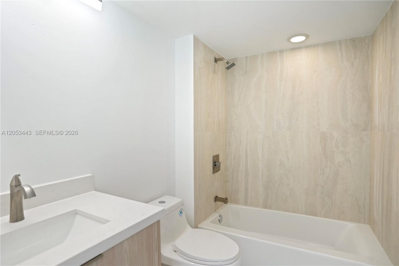 650 West Ave , Unit 1404, Miami Beach, FL 33139 Photo