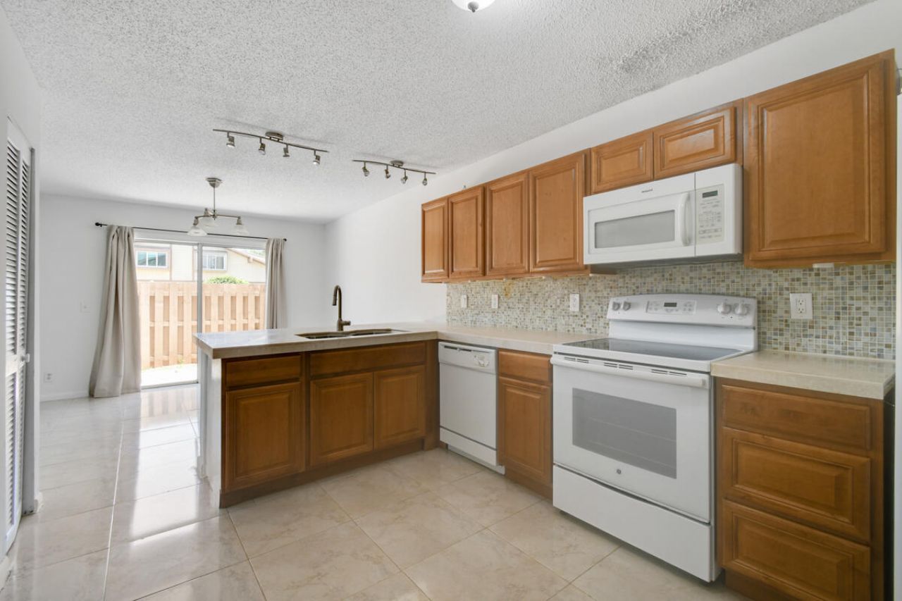 324 Maplecrest Circle, Jupiter, FL 33458 Photo