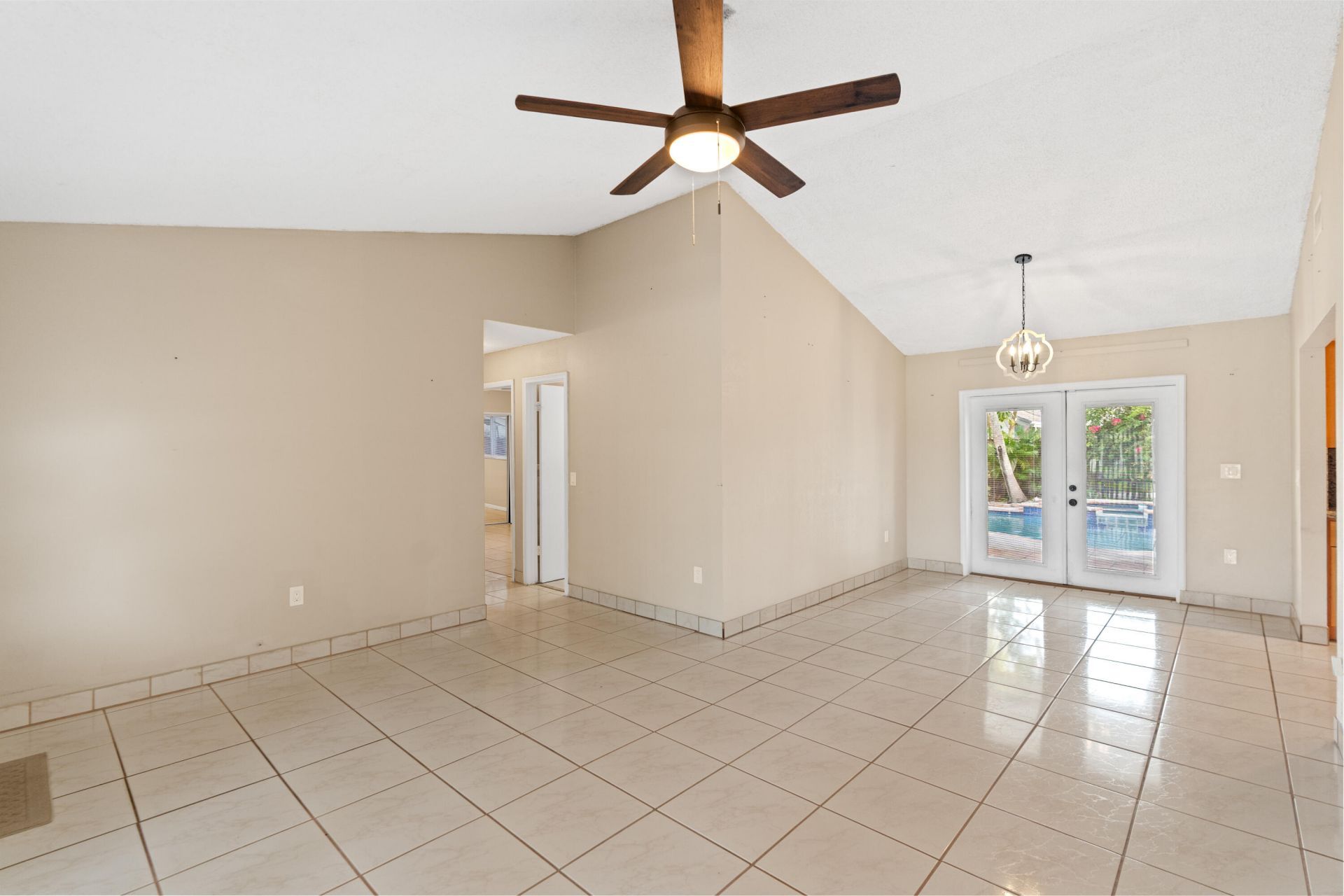 11651 NW 39th Street, Sunrise, FL 33323 Photo