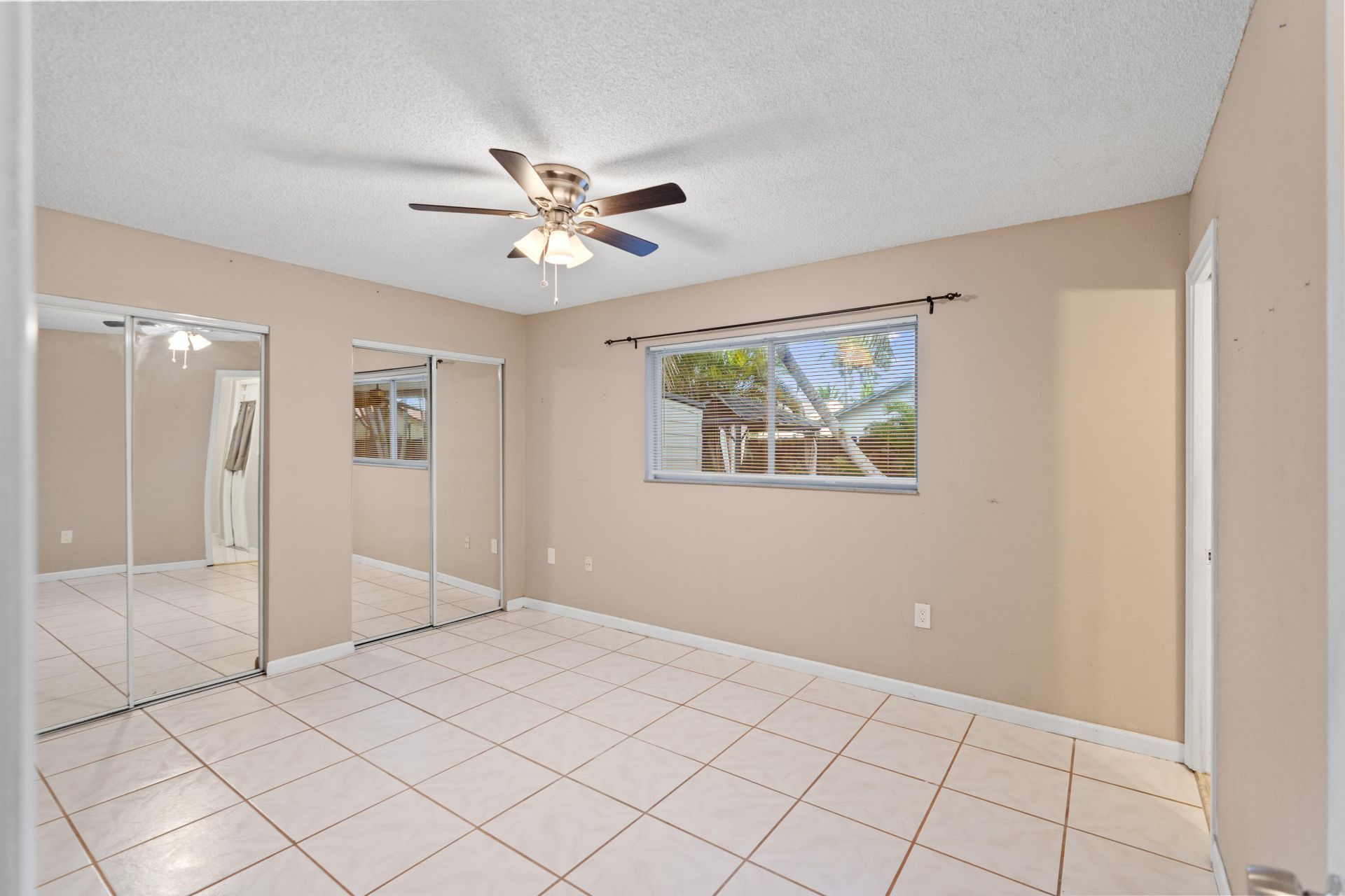 11651 NW 39th Street, Sunrise, FL 33323 Photo