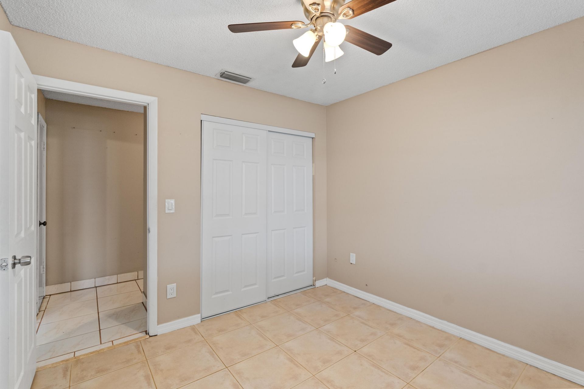 11651 NW 39th Street, Sunrise, FL 33323 Photo