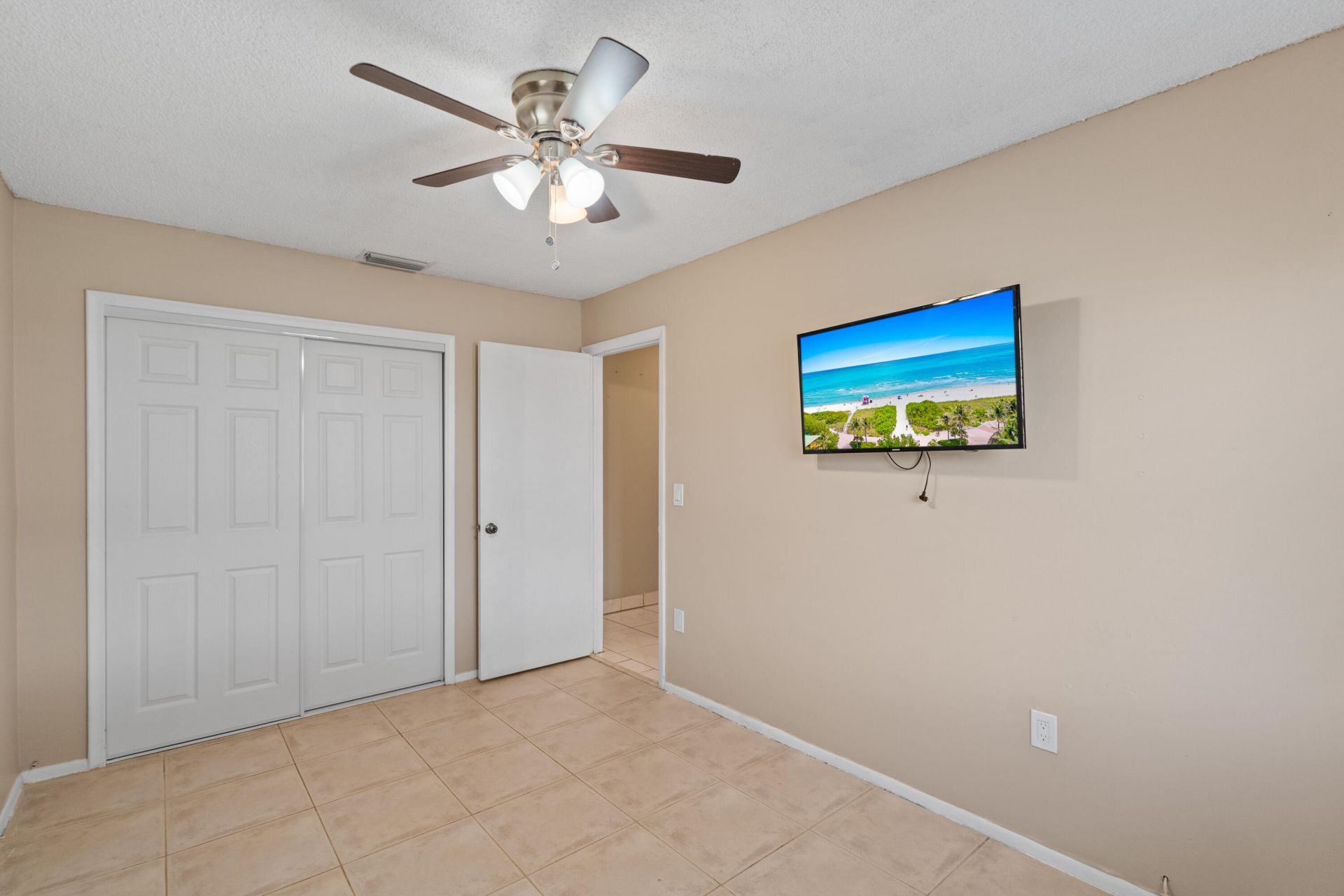 11651 NW 39th Street, Sunrise, FL 33323 Photo