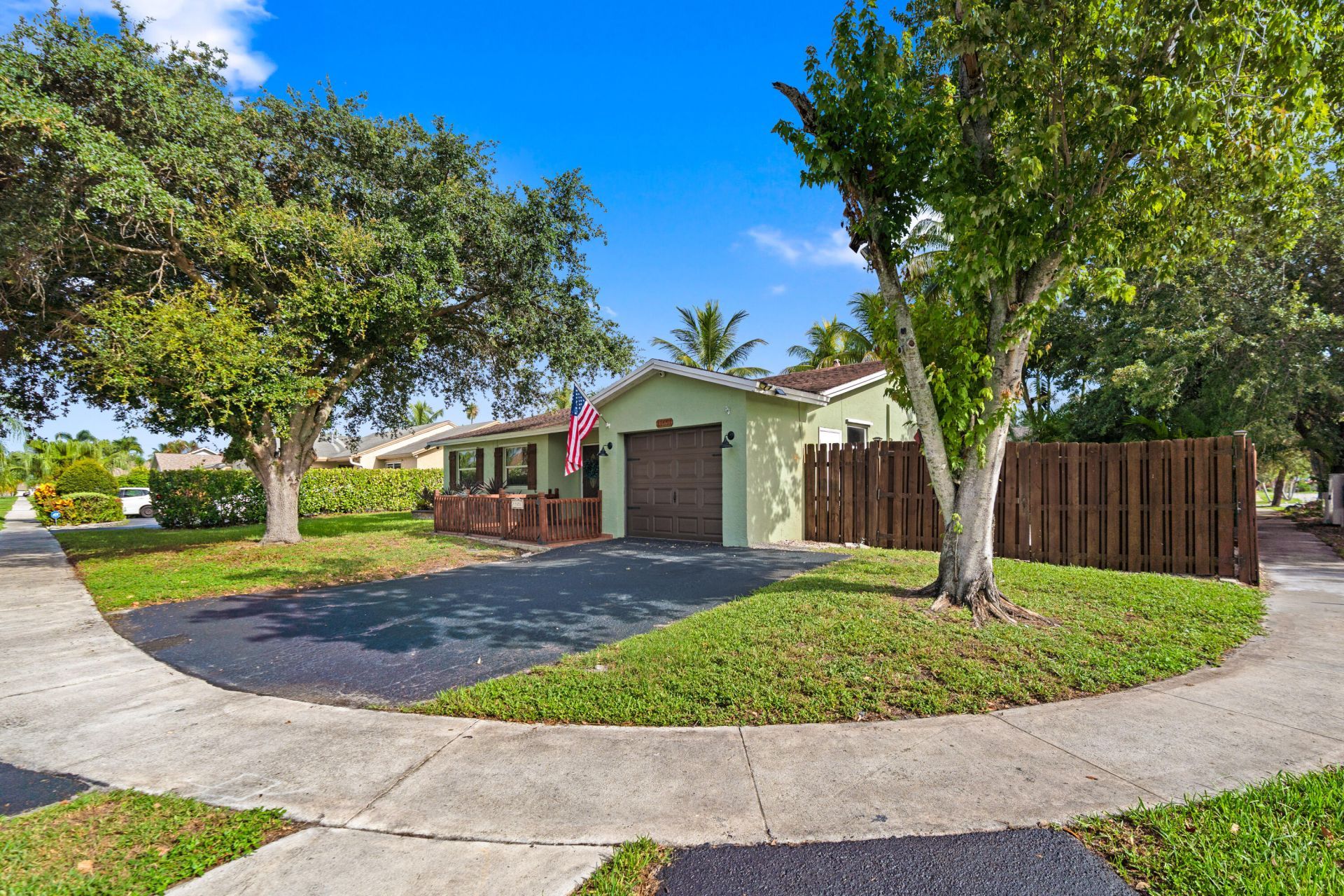 11651 NW 39th Street, Sunrise, FL 33323 Photo