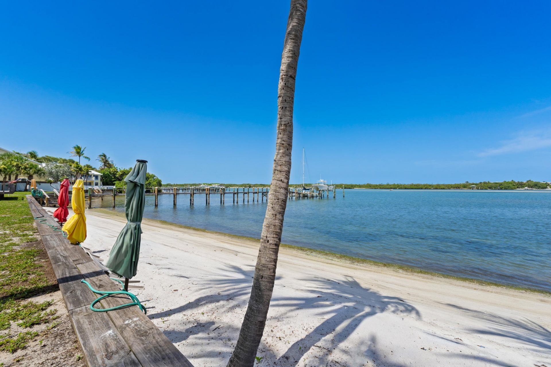 18947 SE Federal Highway, Jupiter, FL 33468 Photo
