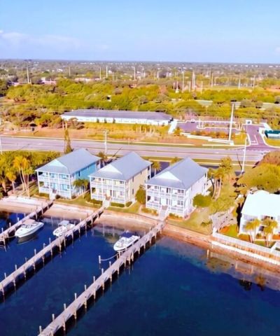 18947 SE Federal Highway, Jupiter, FL 33468 Photo