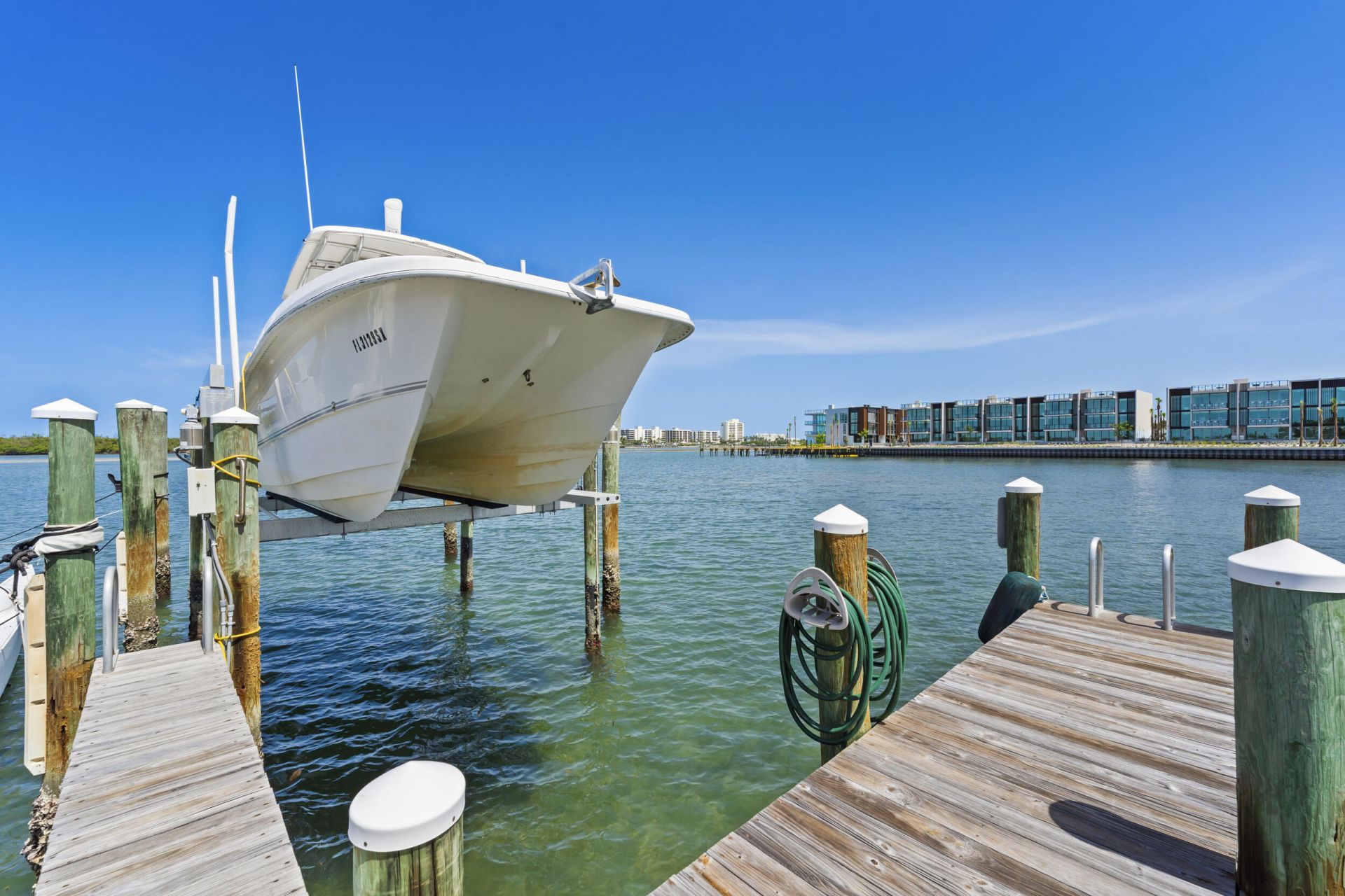 18947 SE Federal Highway, Jupiter, FL 33468 Photo