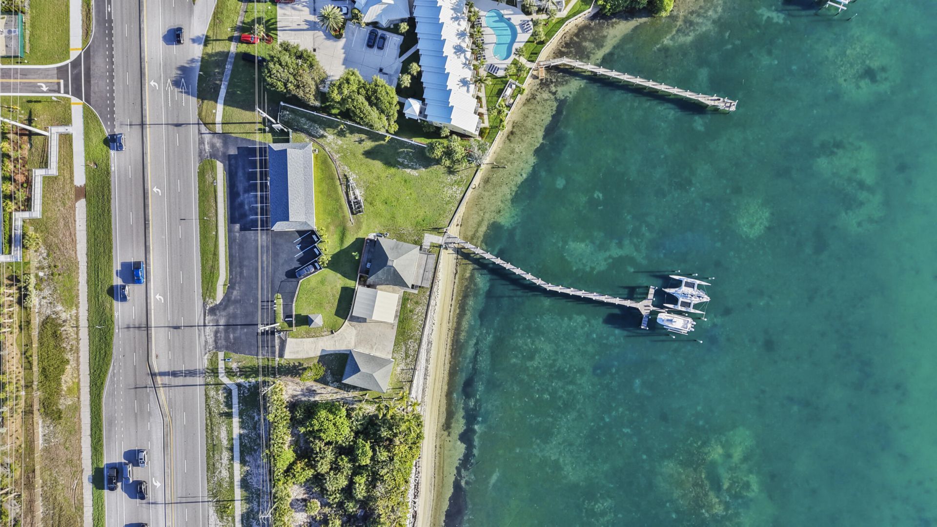 18947 SE Federal Highway, Jupiter, FL 33468 Photo