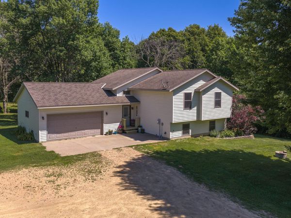 1805 93rd Avenue , Dresser, WI 54009